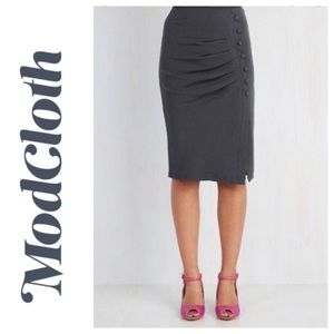 ModCloth Gray pencil skirt with buttons and ruching, size M